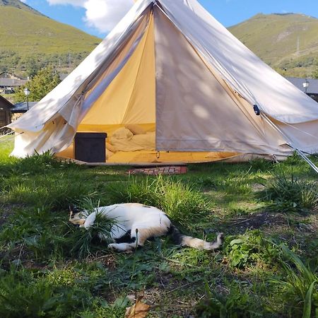 Camping La Zarapica - Palacios Del Sil Extérieur photo