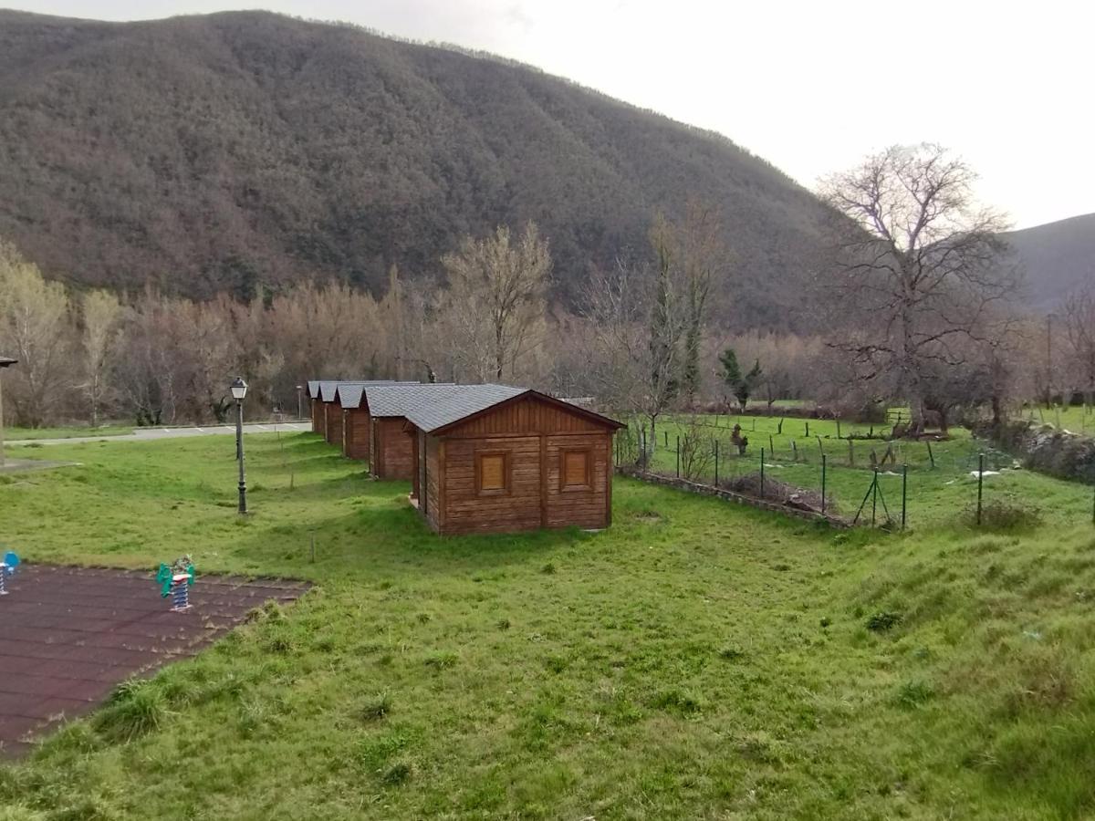 Camping La Zarapica - Palacios Del Sil Extérieur photo