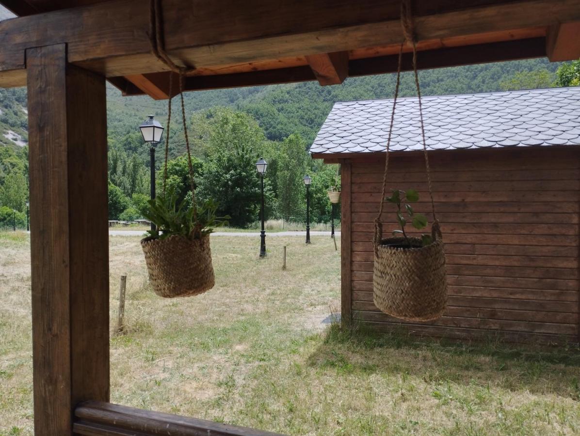 Camping La Zarapica - Palacios Del Sil Extérieur photo