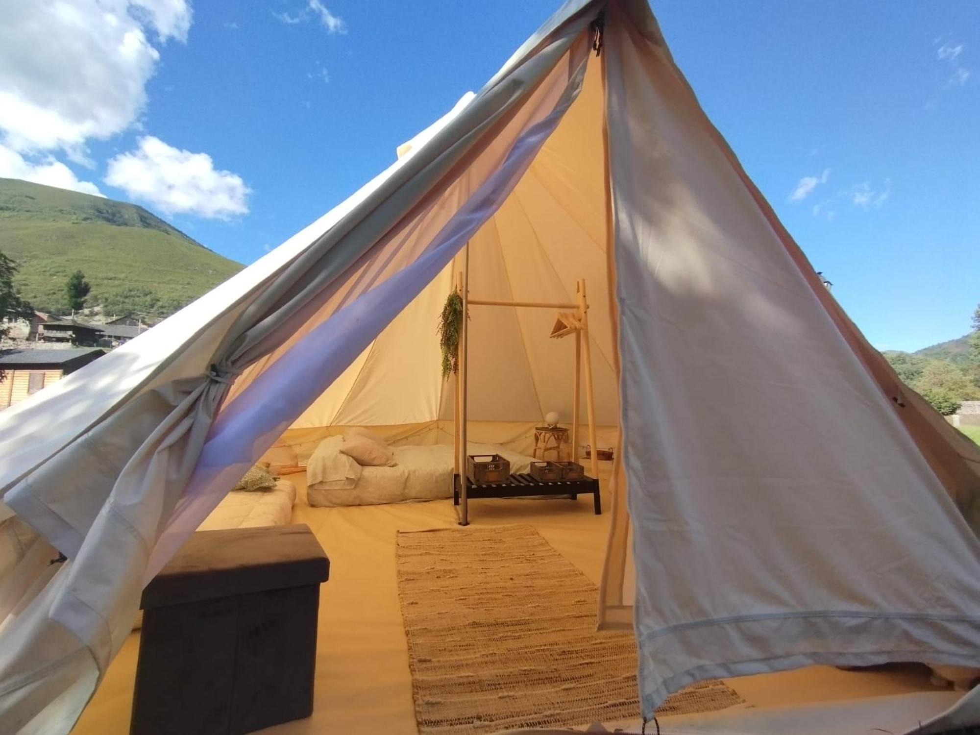 Camping La Zarapica - Palacios Del Sil Extérieur photo